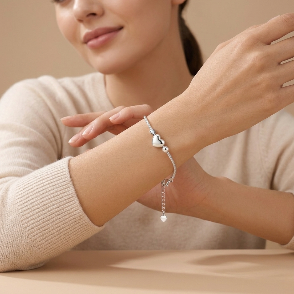 Luna Heart Bead Bracelet