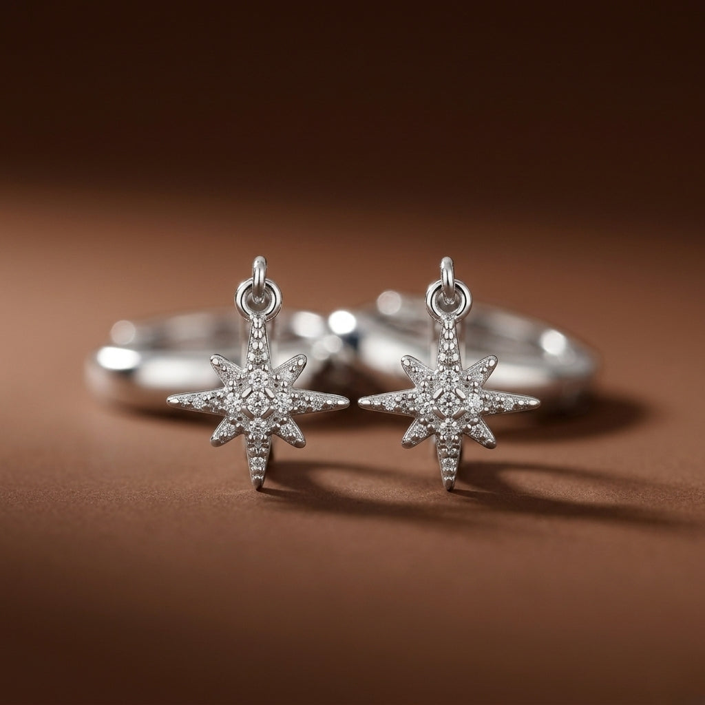 Éclat Star Stud Earrings